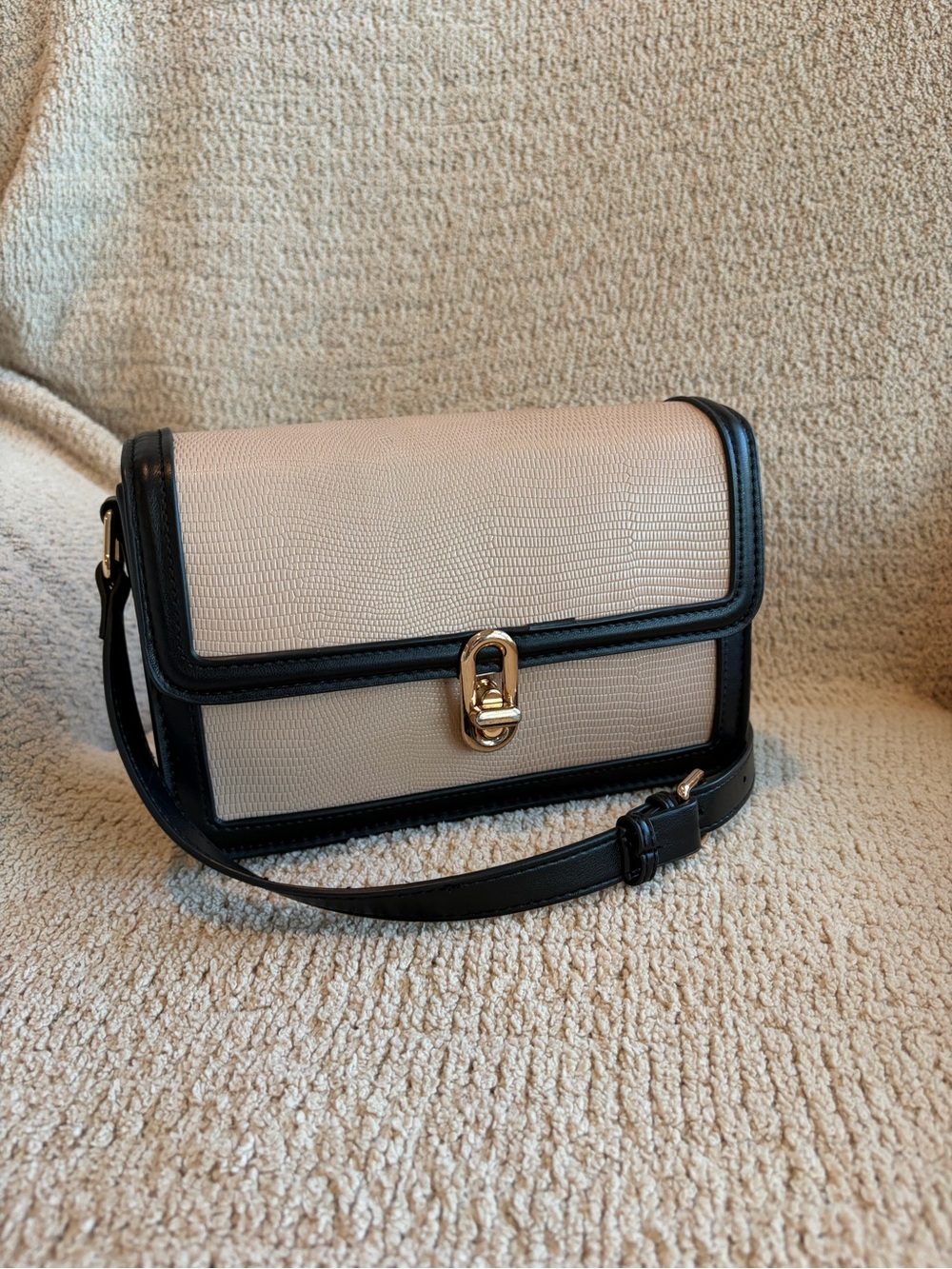 Jules Kae Textured Cream and Black Crossbody with Gold Lock